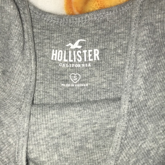 Gray tank top - Picture 3 of 4